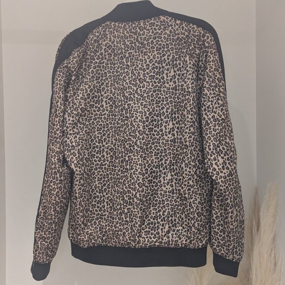 Zara Leopard Print Bomber Jacket (M) - Picture 2 of 5